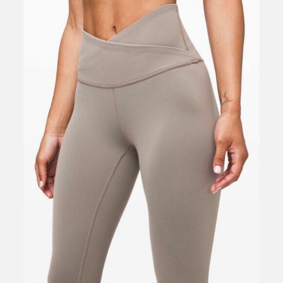 Lululemon RARE Always On Highrise Tight in Carbon Dust Crossover Front 6 - Picture 3 of 11